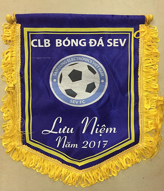 Cờ lưu niệm clb bóng đá
