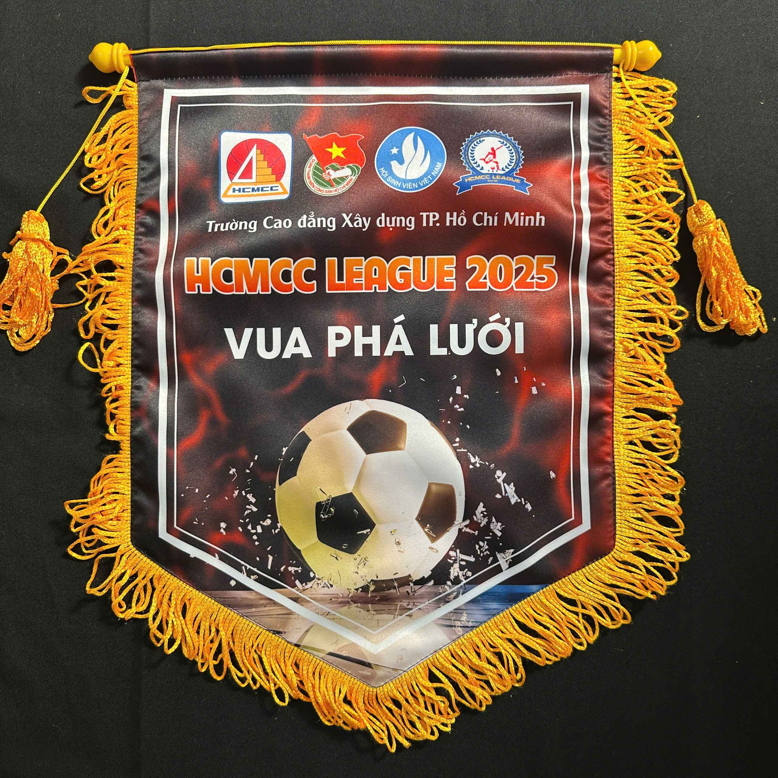 Cờ lưu niệm đội bóng