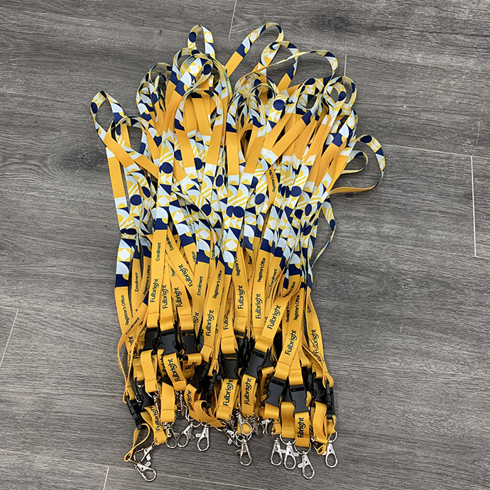 Dây đeo thẻ cho trường học