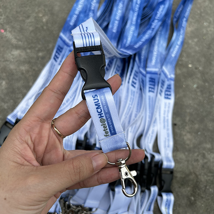 Dây đeo thẻ cho đoàn thể