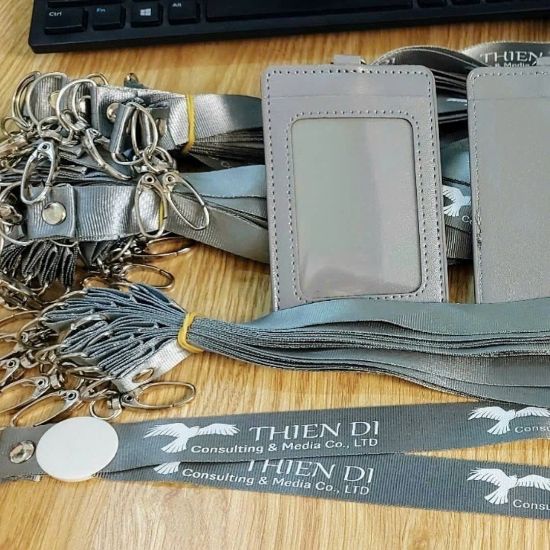Lanyard theo yêu cầu