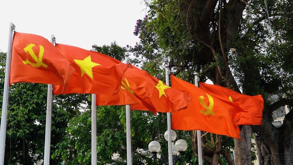 Cờ Đảng Treo Nhà Văn Hóa - Xưởng In Cờ HOÀNG GIA Hà Nội