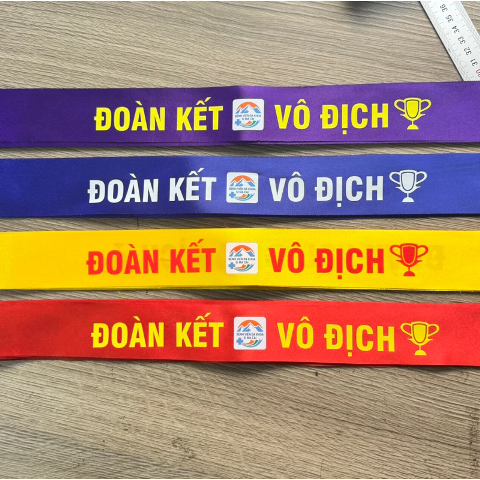 Giá băng rôn đeo đầu