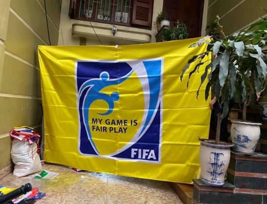 In cờ giá bao nhiêu?