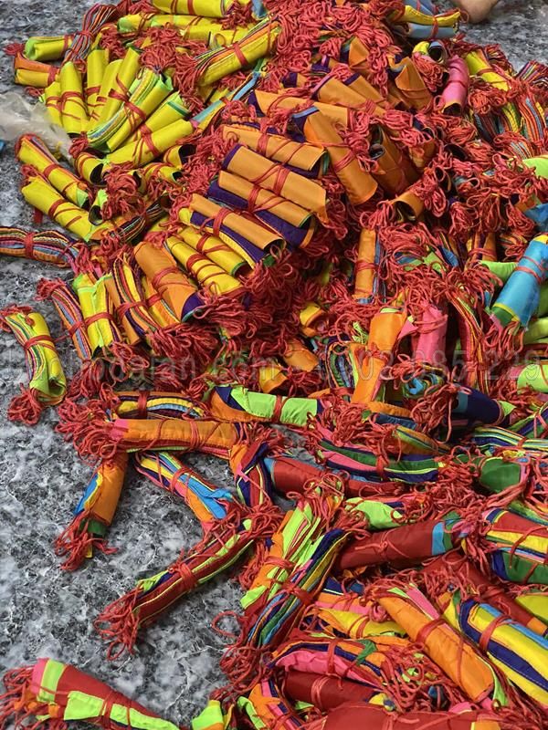 Mua cờ dây tam giác trang trí chất lượng – Xưởng in cờ HOÀNG GIA Hà Nội