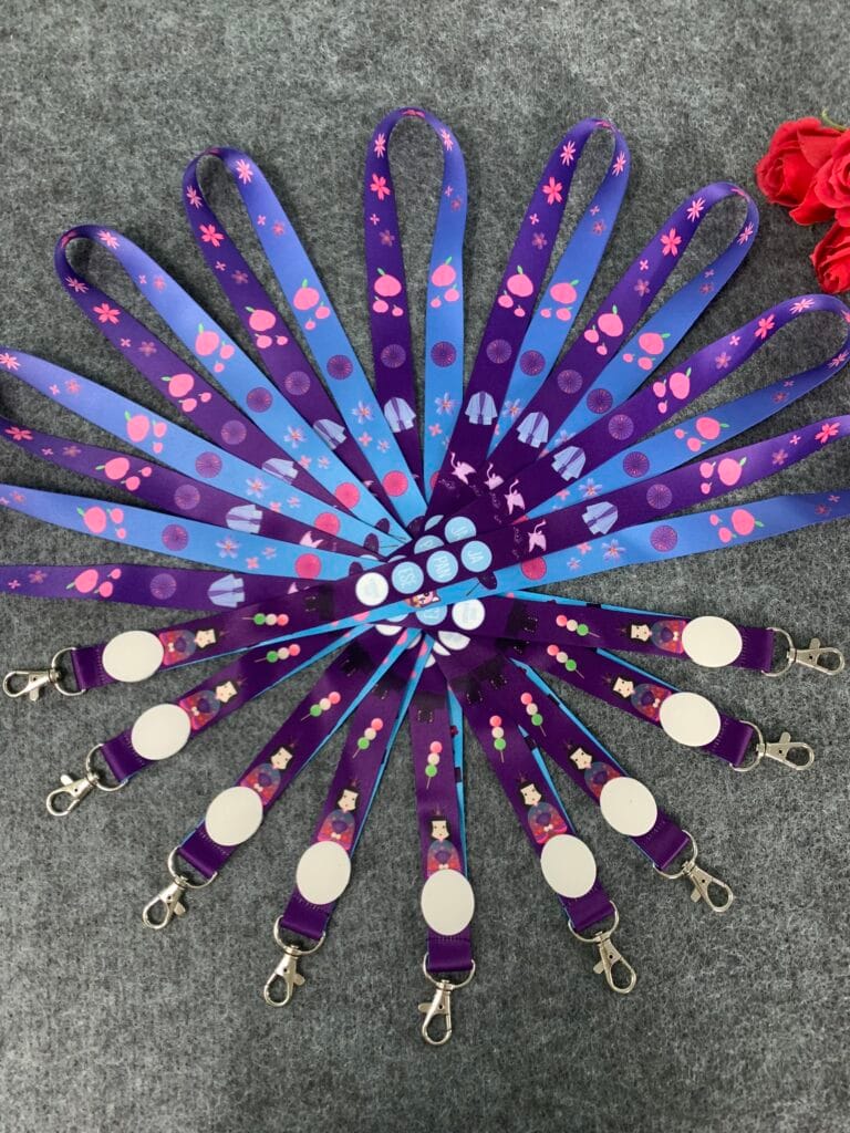 Dây đeo thẻ màu tím