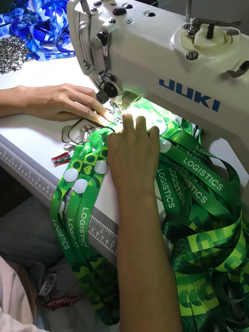 Lanyard bán ở đâu?