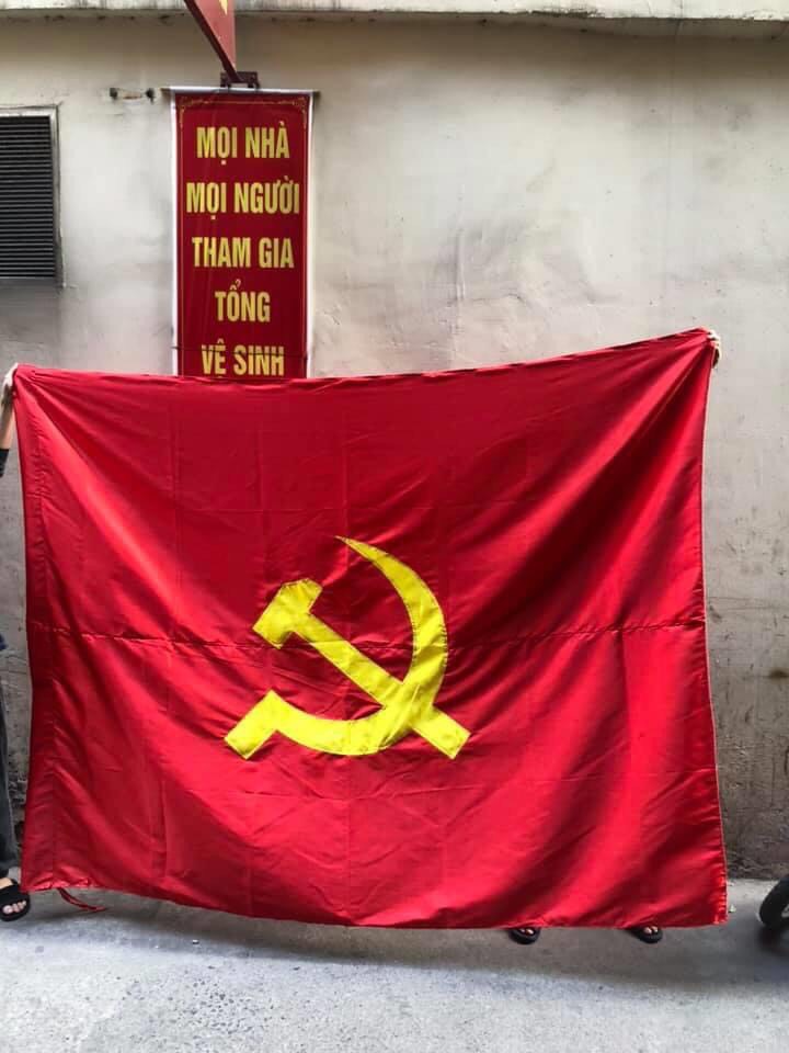 Giá Cờ Đảng – Xưởng In Cờ HOÀNG GIA Hà Nội