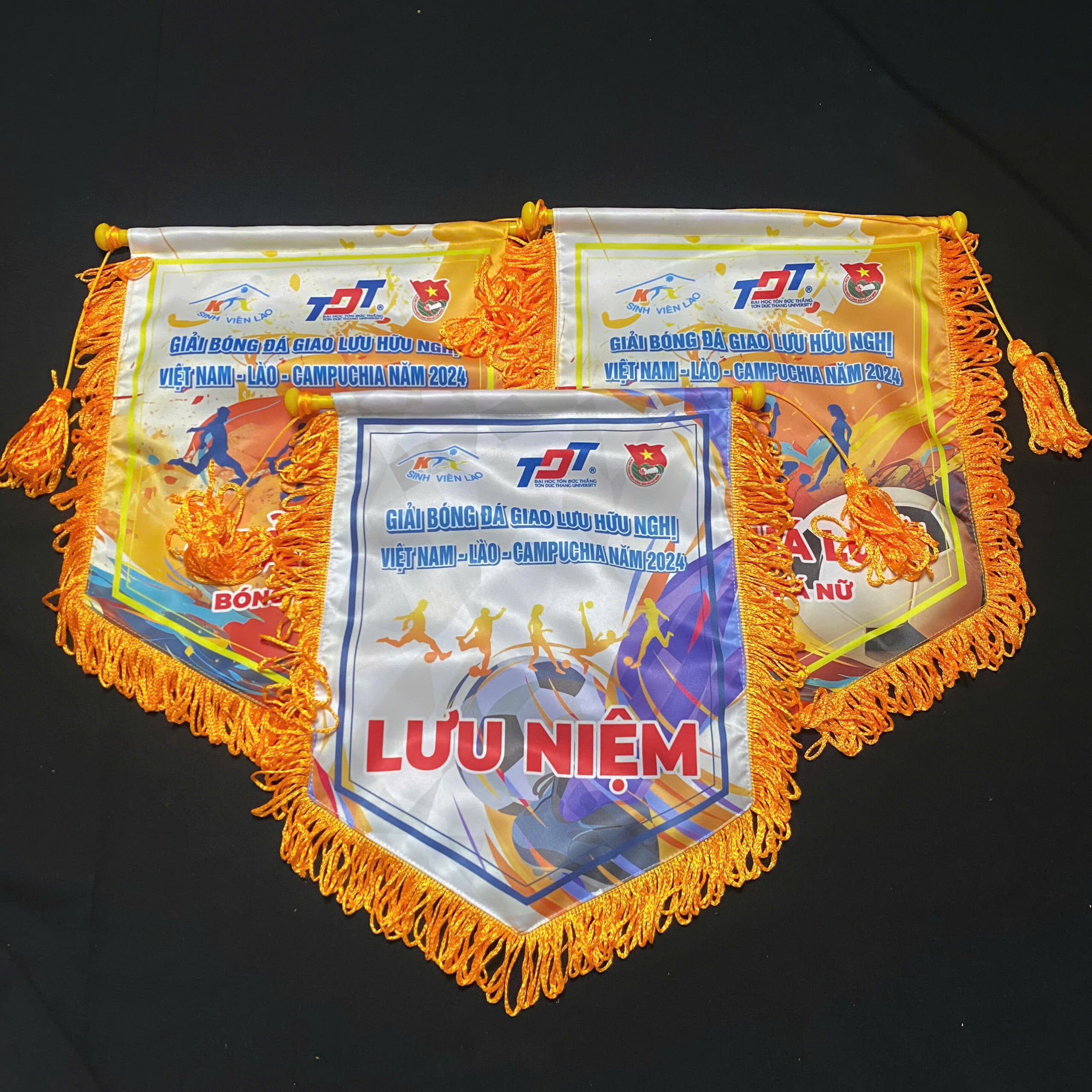 Cờ lưu niệm kích thước