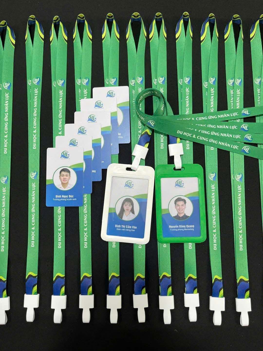 Dây đeo thẻ sinh viên