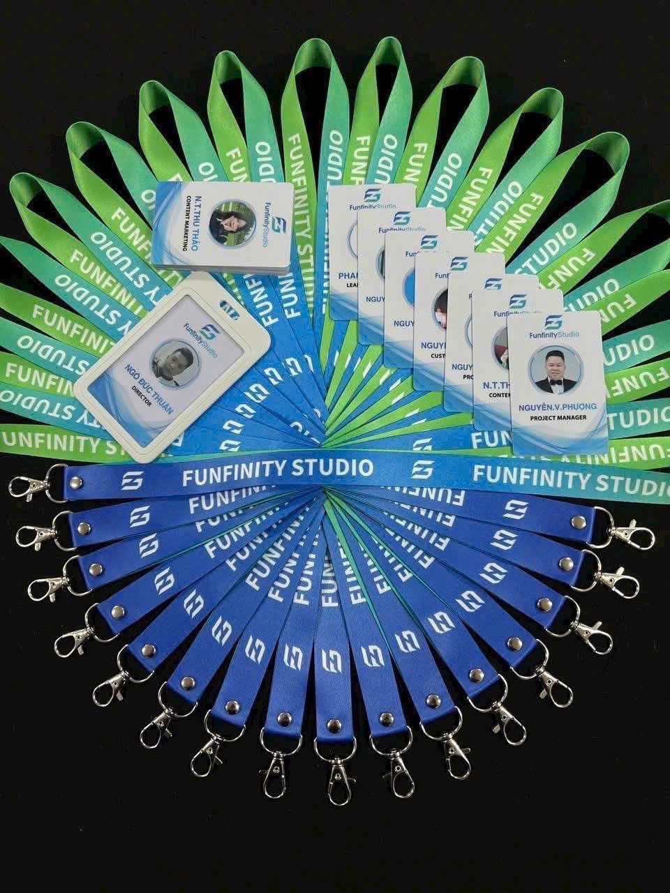 Dây đeo thẻ sinh viên