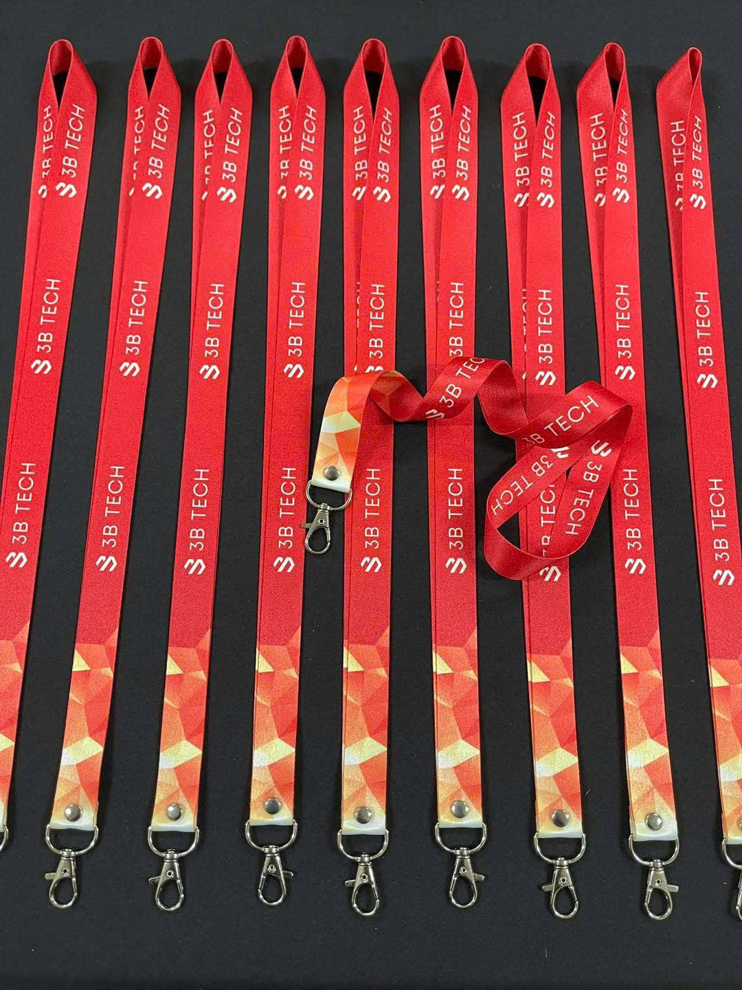 Dây đeo thẻ ban tổ chức