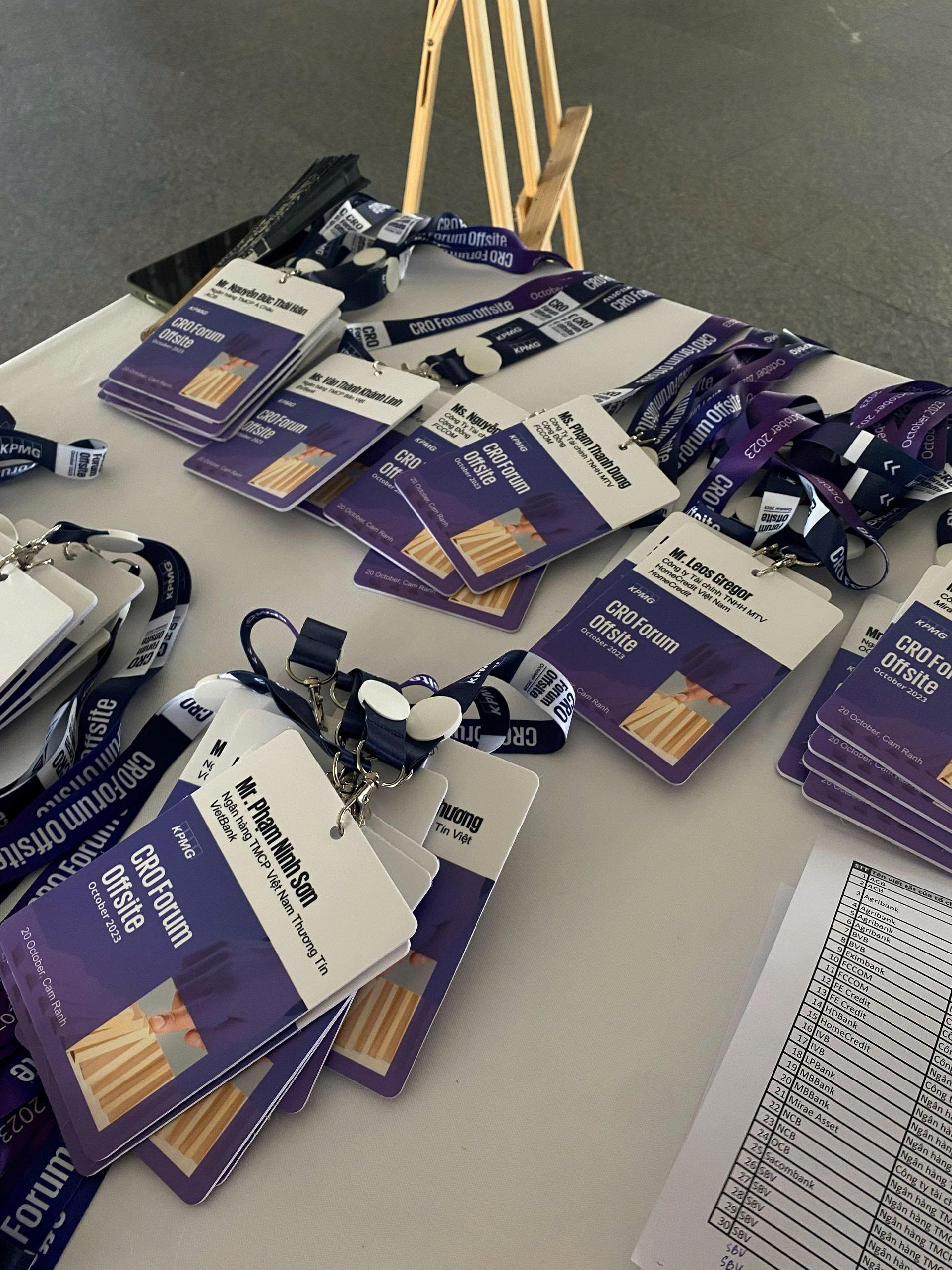 Dây đeo thẻ ban tổ chức