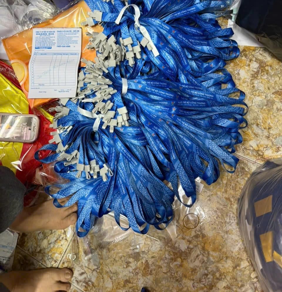 Dây đeo thẻ cho bệnh viện